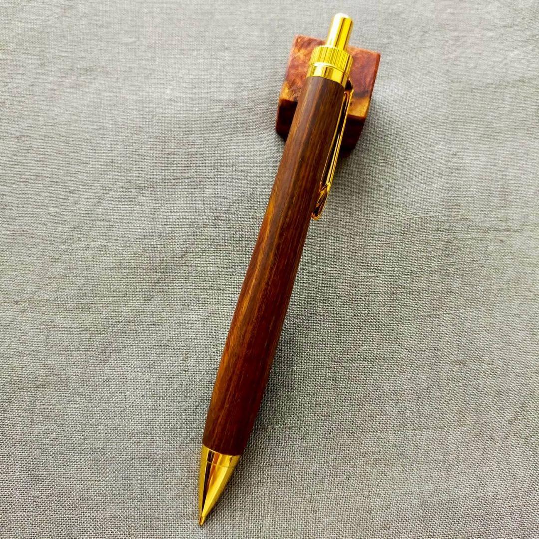 リグナムバイタ　ハンドメイド　木軸シャープペン　0.5mm　天然木　ゴールド