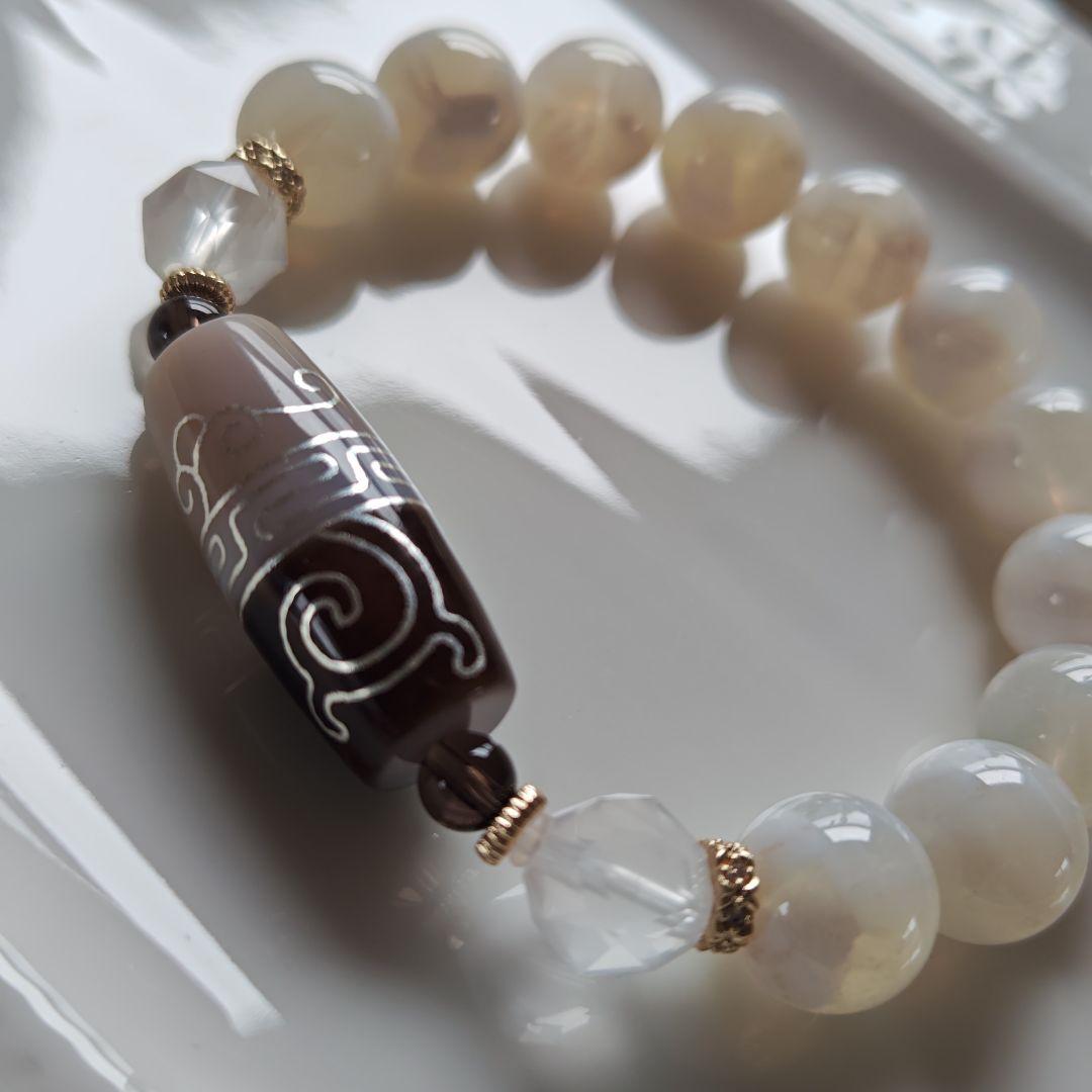 銀線水蓮花回紋緑度母天珠　スノーガーデン　ムーンクオーツ