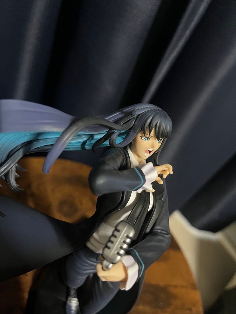 ado×oda アートビジュアルフィギュア