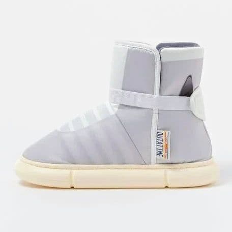 希少 バックトゥザフューチャー ルームシューズ エアマグ ナイキ ニコアンド