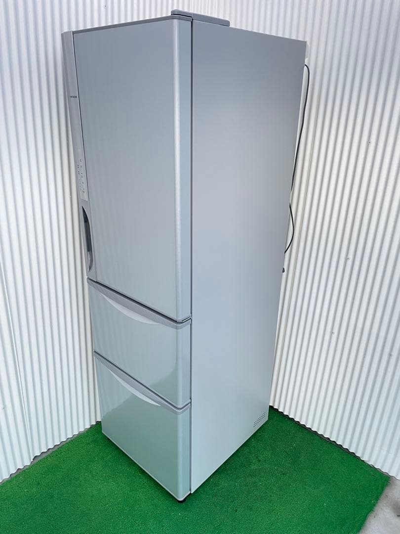 825 日立 315L 3ドア冷蔵庫 真ん中野菜室 真空チルド ライトシルバー