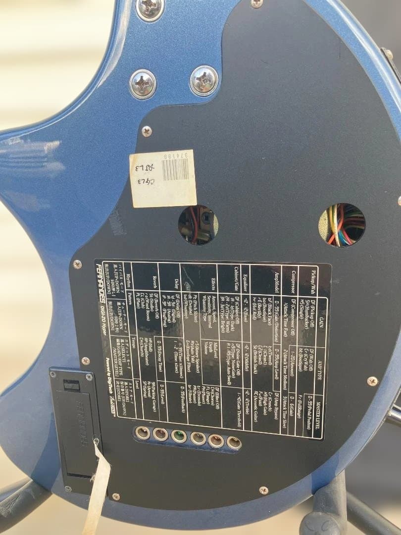 FERNANDES エレキギター 青 ギターケース付き　動作未確認現状品