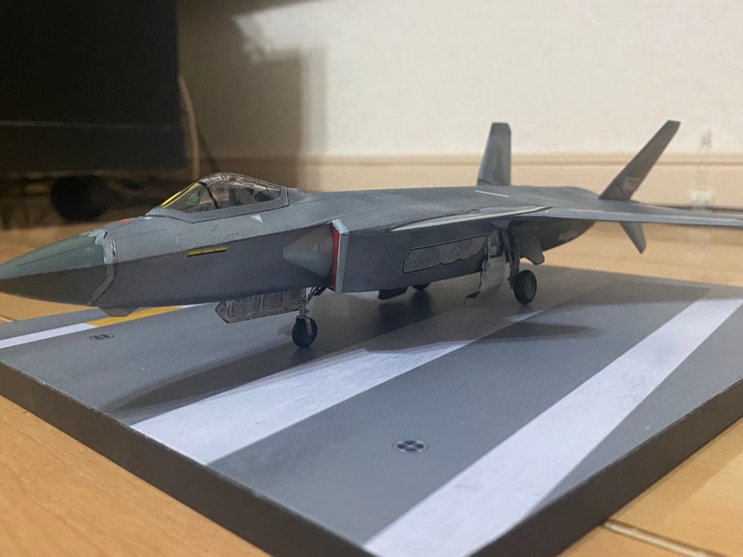 J-20 1/72スケール　プラモデル完成品