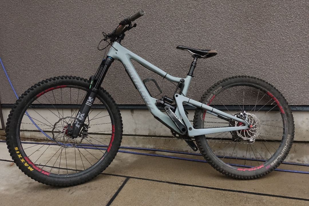 SANTACRUZ　bronson 完成車　mtb マウンテンバイク