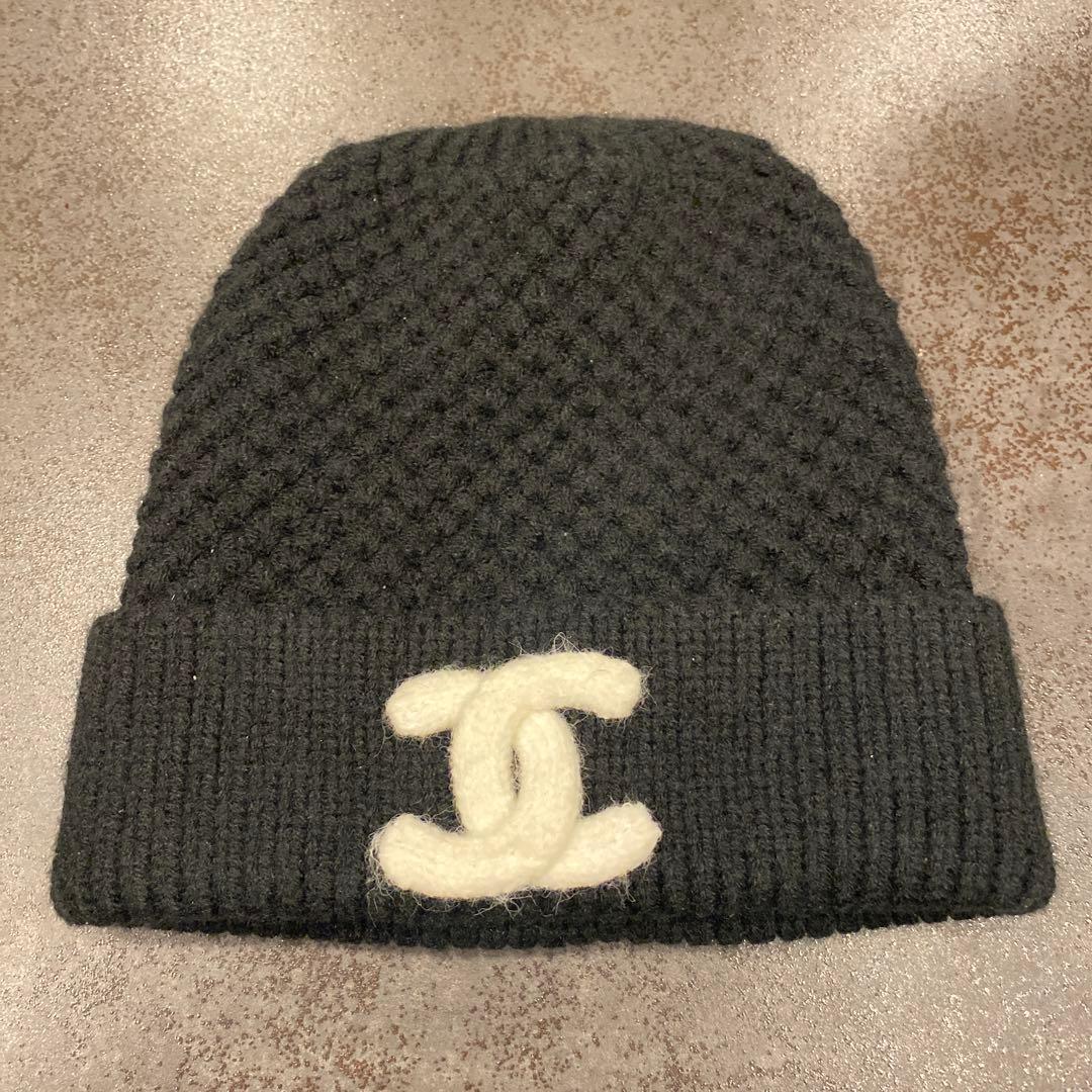 おはぎ様〜専用〜【CHANEL】ニット帽 CCロゴ付き
