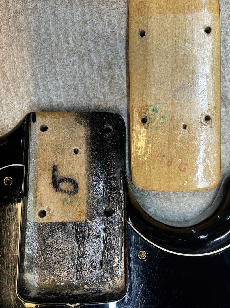 432　 Fender Mustang Bass 1975年