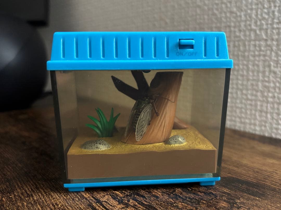 TOMY 虫かごギャラリー　セミ　ツクツクボウシ　昆虫　フィギュア　ミニチュア