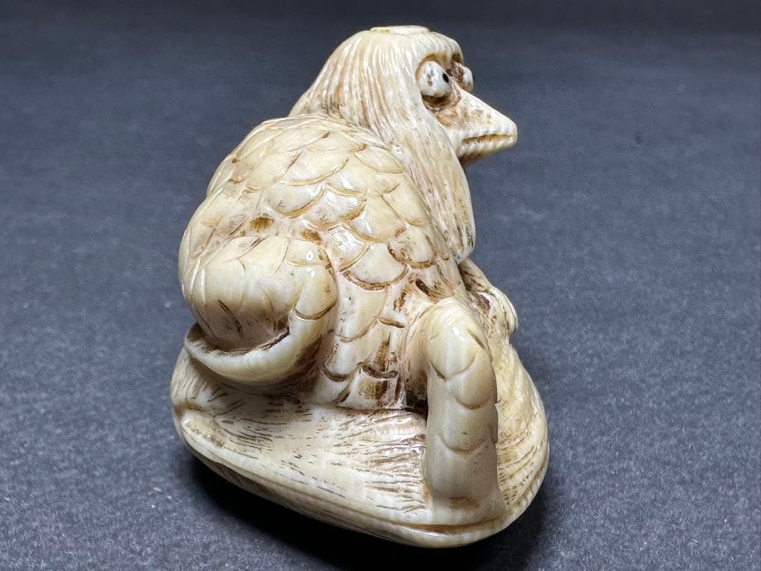 極上　根付　天然素材　アンティーク　和彫　置物　骨董　飾り物　古美術品　 置物