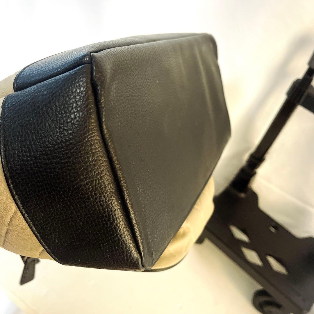 美品　SWANY　スワニー　キャリーバッグ　キルティング　ダイヤキルト　レザー調