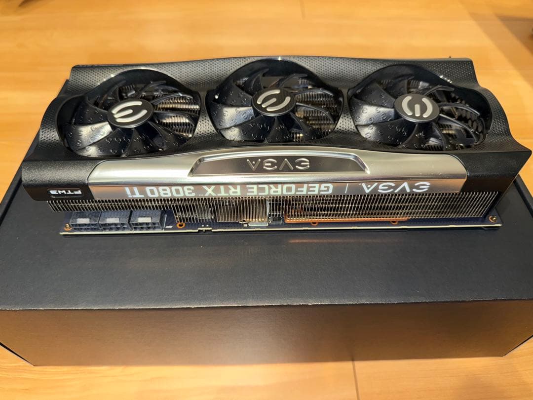 グラフィックボード・グラボ・ビデオカード EVGA GeForce RTX 3080 Ti 12GB FTW3 ULTRA