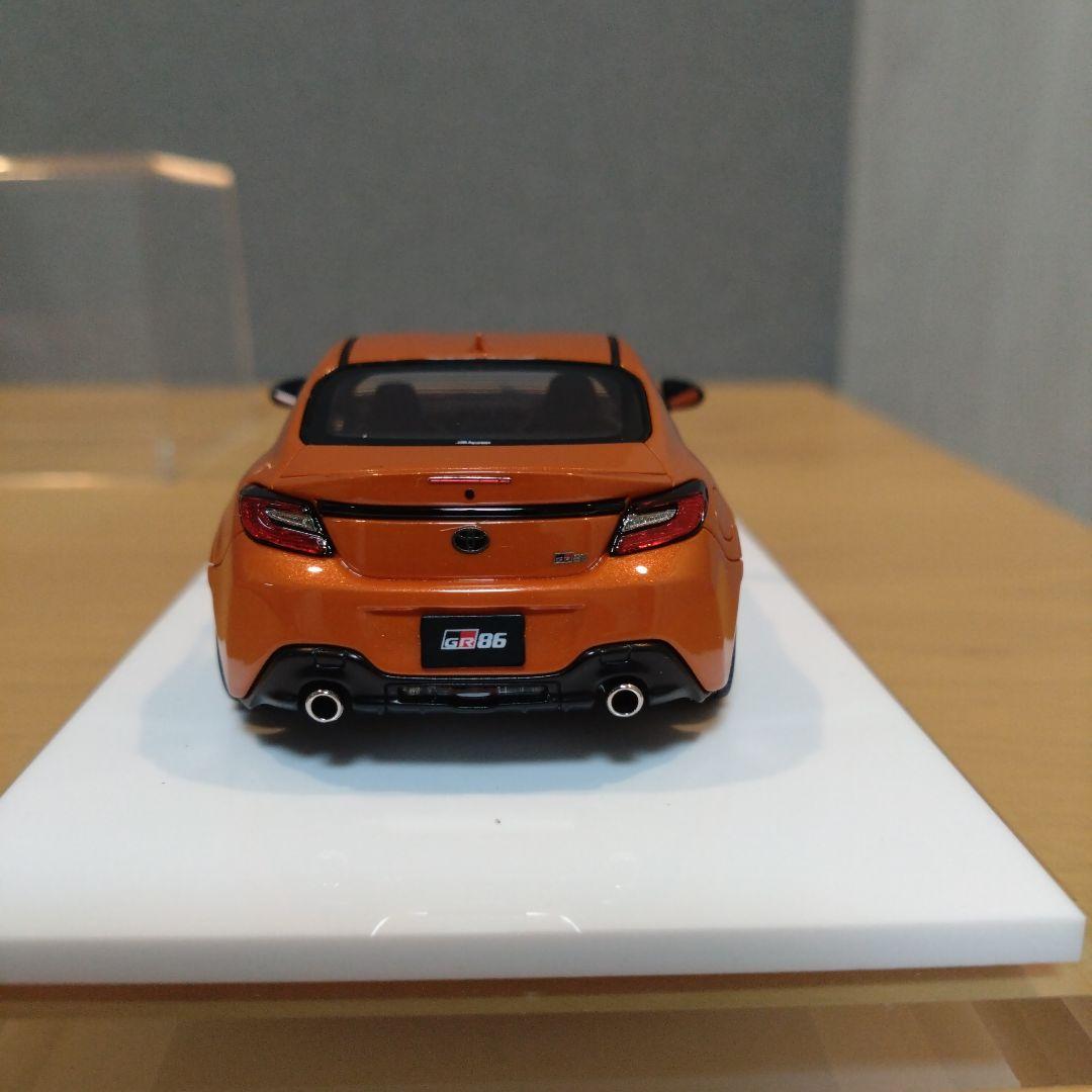 メイクアップ　ミニカーGR86 1／43 フレイムオレンジ