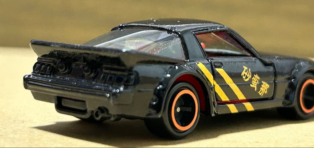 日本製 トミカ マツダ サバンナ RX-7 レーシング 喝徒飛競争車