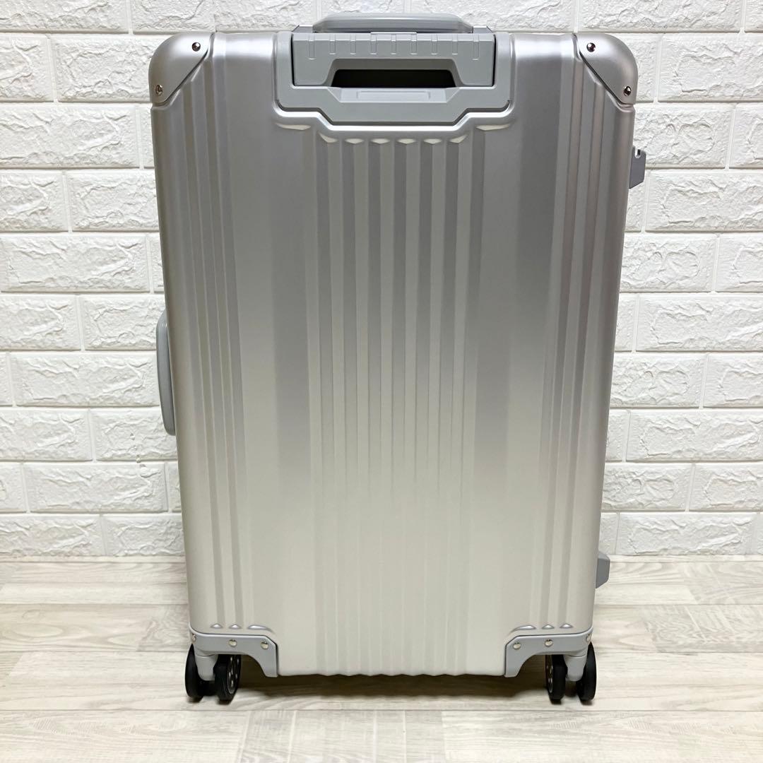 極美品　メルセデスベンツ　アルミスーツケース　65L 非売品