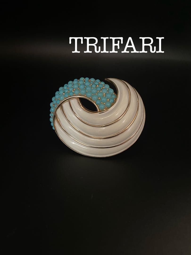lotuscloud 2448⭐️TRIFARI トリファリ ブローチ ビンテージ