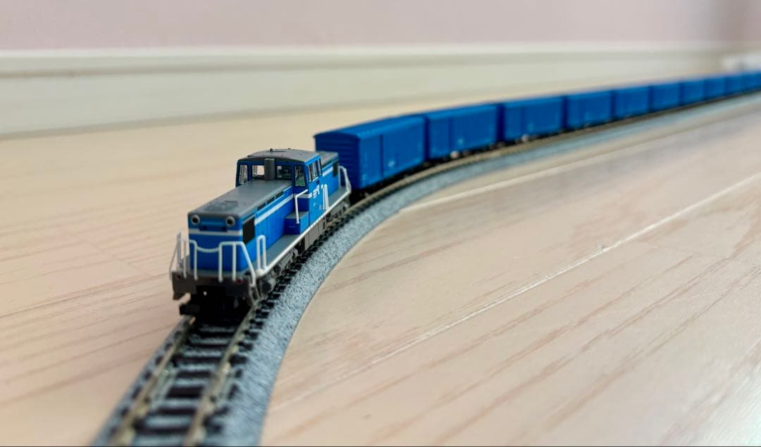 Nゲージ鉄道模型 青い貨物列車セット（ディーゼル機関車＆貨車14両）