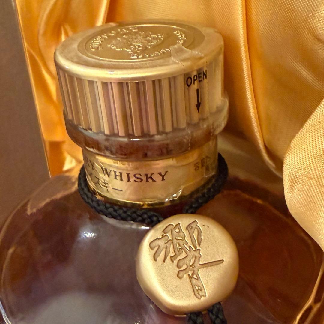 響ゴールドキャップGOLDCAP箱入 希少旧ラベルHIBIKI SUNTORY