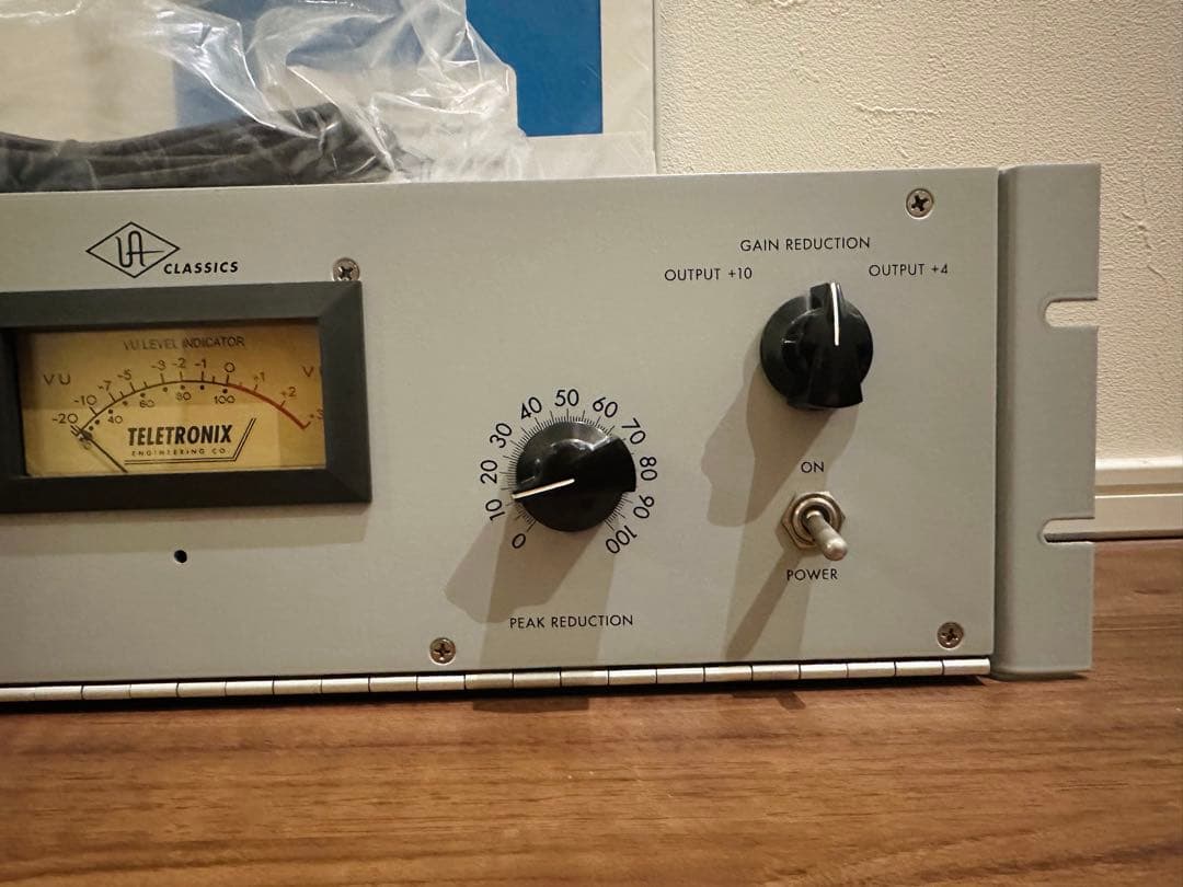 配信機器・PA機器・レコーディング機器 Universal Audio LA-2A Leveling Amplifier