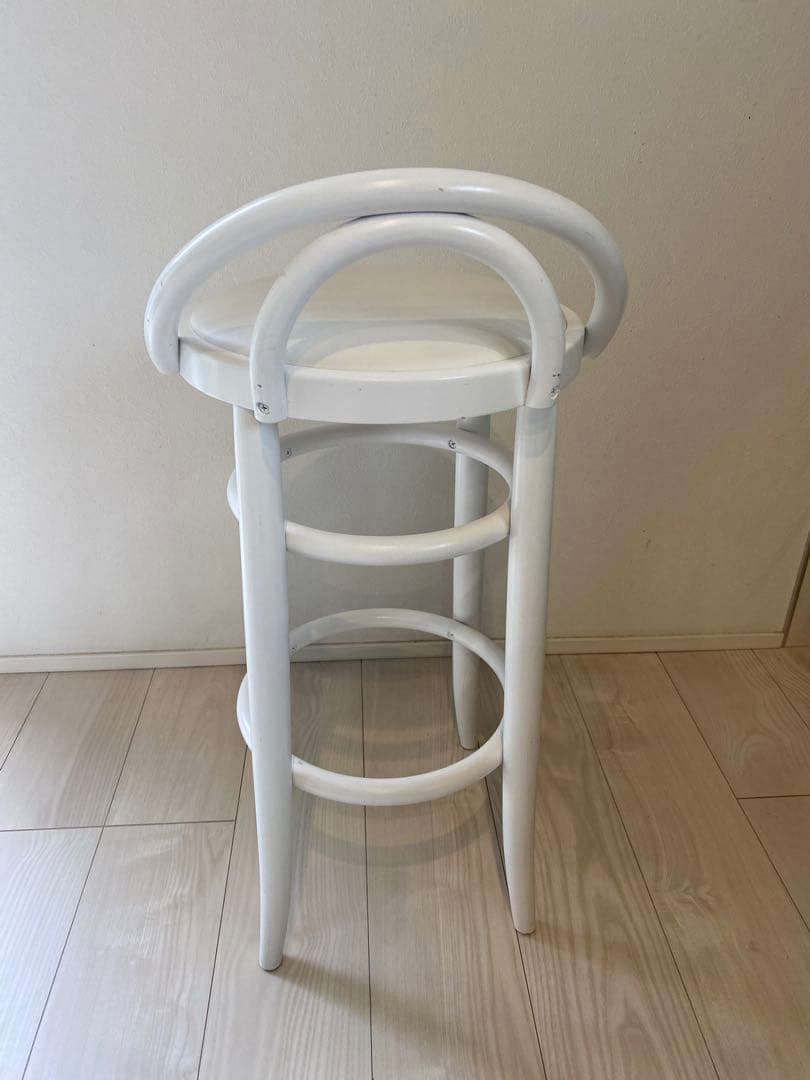 秋田木工ホワイト 背もたれ付きスツール1脚