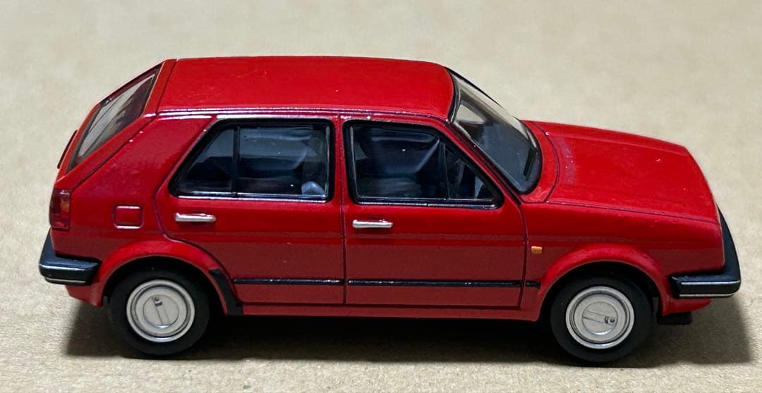 トミカリミテッドヴィンテージネオ フォルクスワーゲン ゴルフⅡ レッド