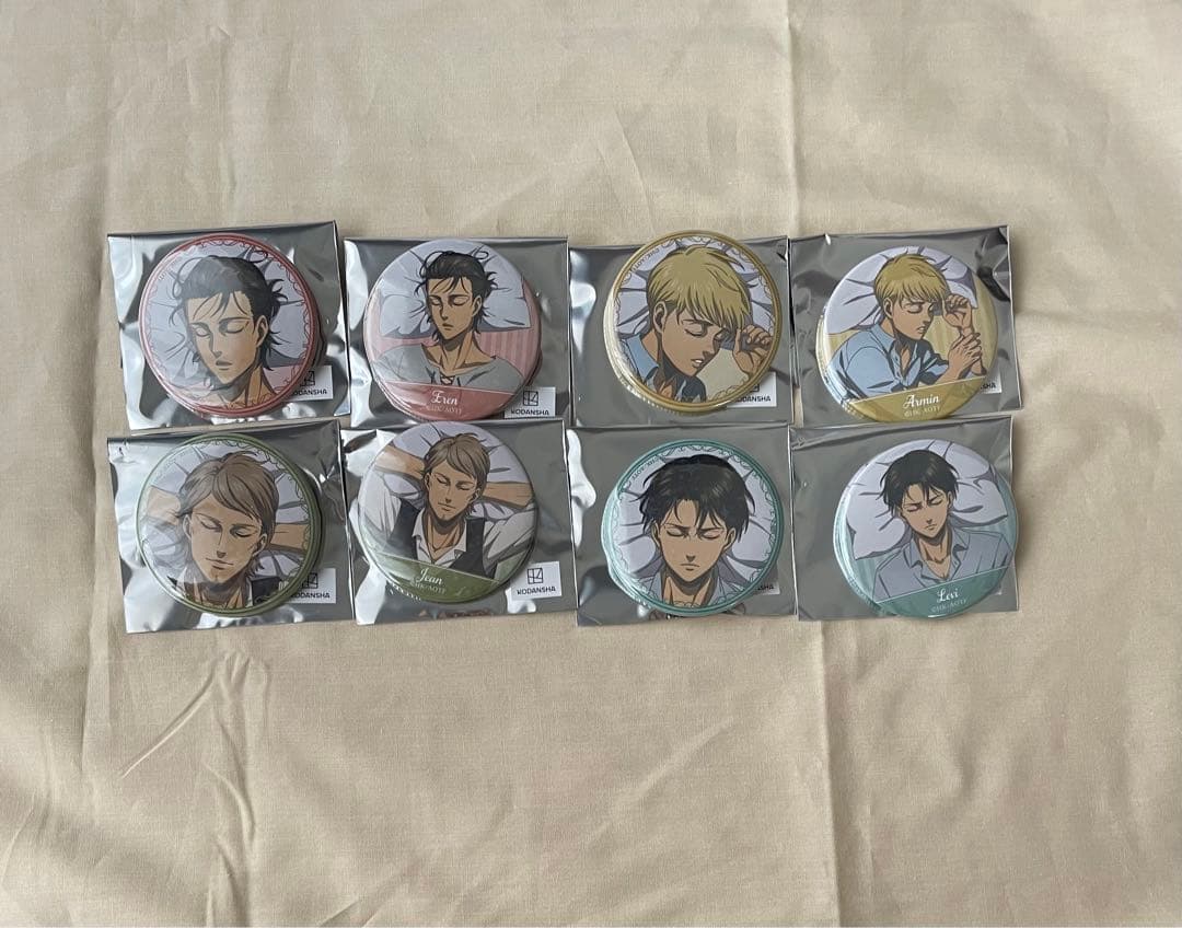 進撃の巨人 おやすみ調査兵団 缶バッジ 全種 コンプリート