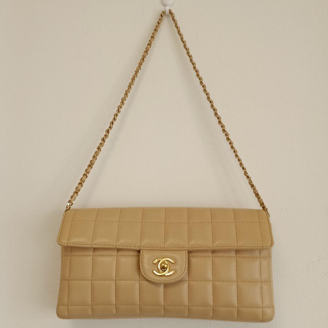 美品です CHANEL シャネル チョコバー チェーンショルダーバッグ ベージュ