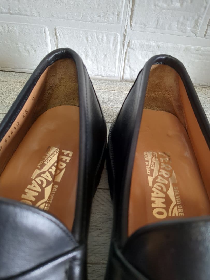 未使用級★フェラガモ　FERRAGAMO ローファー　ガンチーニ　本革 27EE