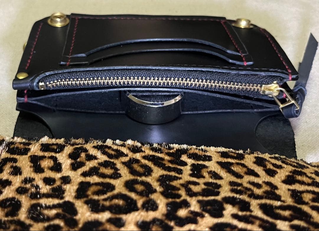 ミドル トラッカーウォレット ポケット部分本革ハラコ豹柄 3層 姫路レザー