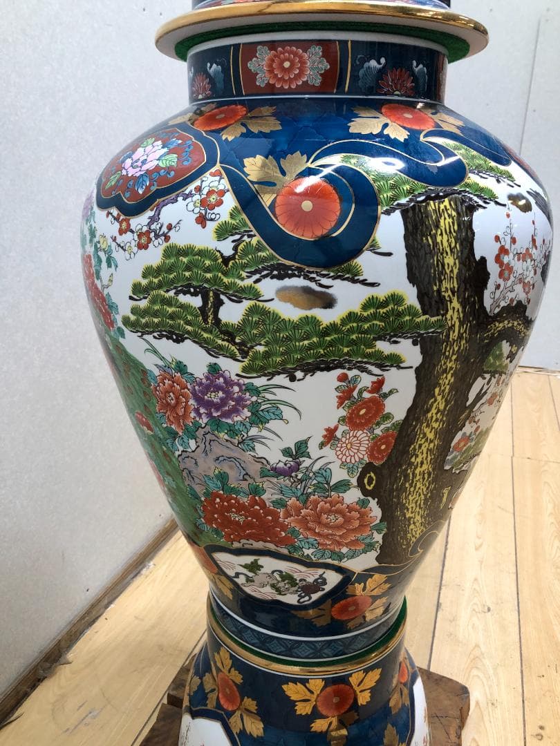 A 有田焼 金龍窯　博山作　飾壷　伝統工芸美術　250703-6