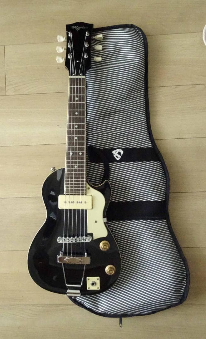 MONOGRAM　MGL-MINI BLK　ミニギター　レスポール型