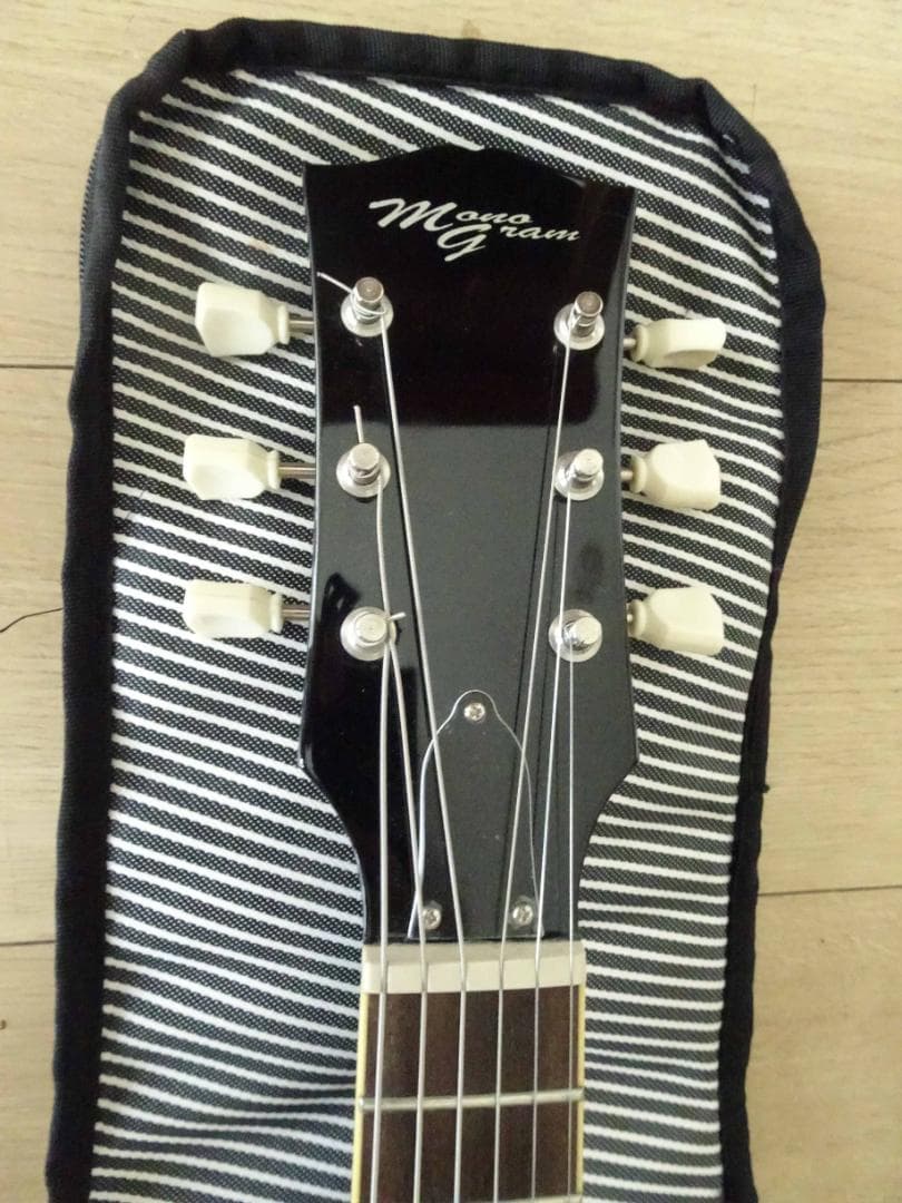 MONOGRAM　MGL-MINI BLK　ミニギター　レスポール型