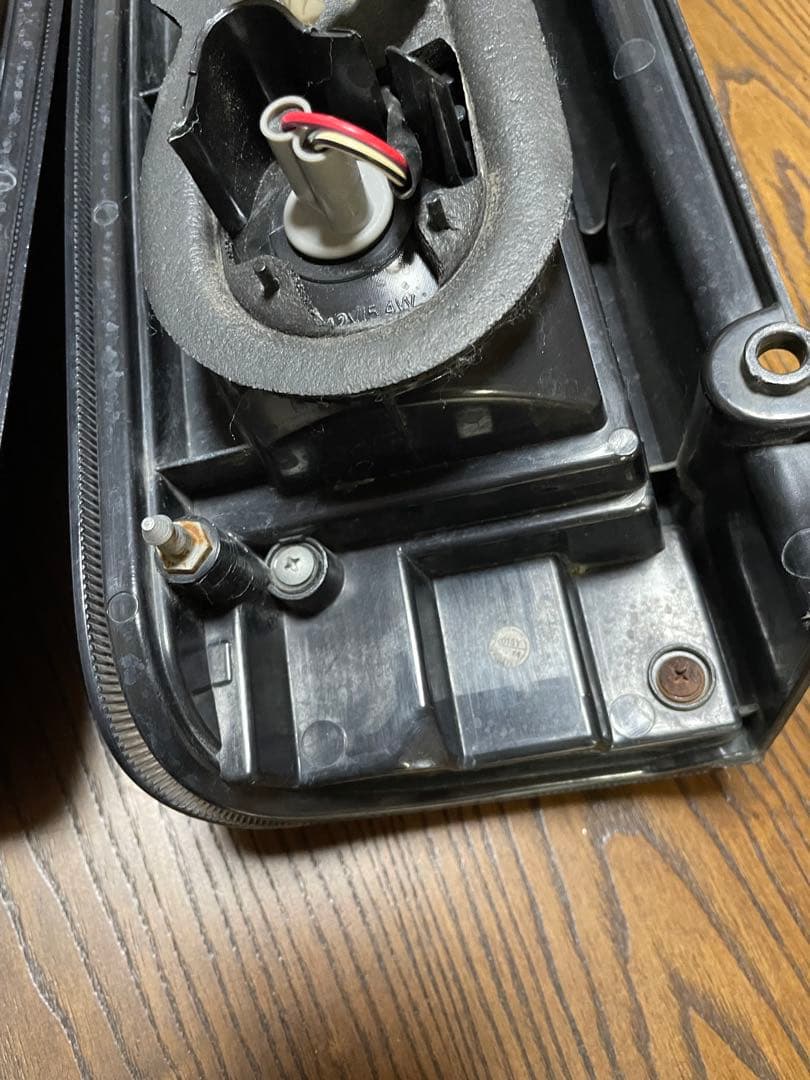 ハイエース用　STUDIO DESIGN LEDテールランプ クリア/レッド