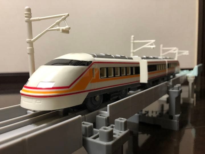 【値下げ可能、絶版品】プラレール 東武100系 スペーシア