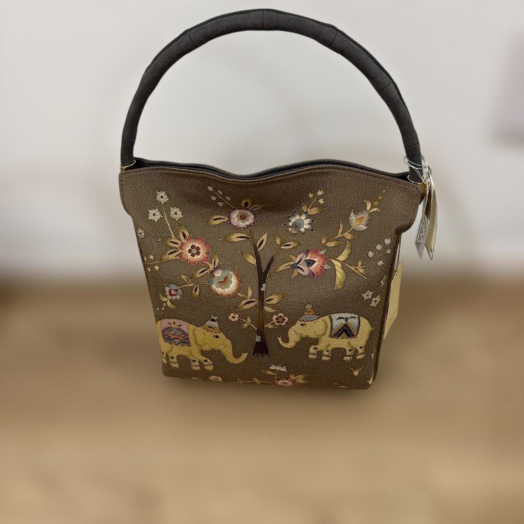 OKAJIMA 動物刺繍トートバッグ 中型