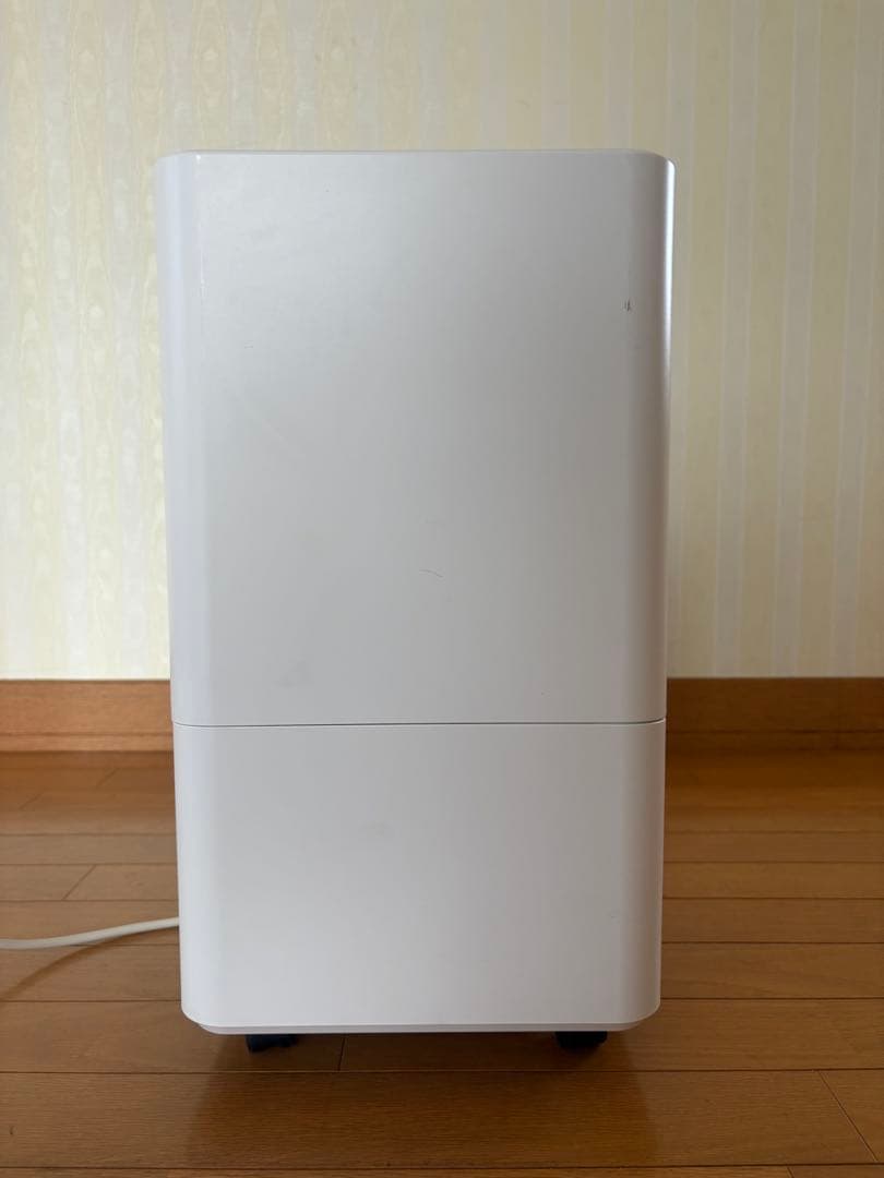 コンパクトクーラー　アイリスオオヤマ　ホワイト