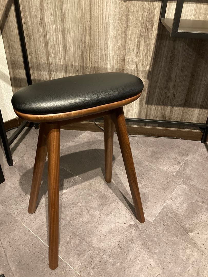 送料込み⭐︎レザーxウォールナット⭐︎ナガノインテリア キッチンスツール コッペ