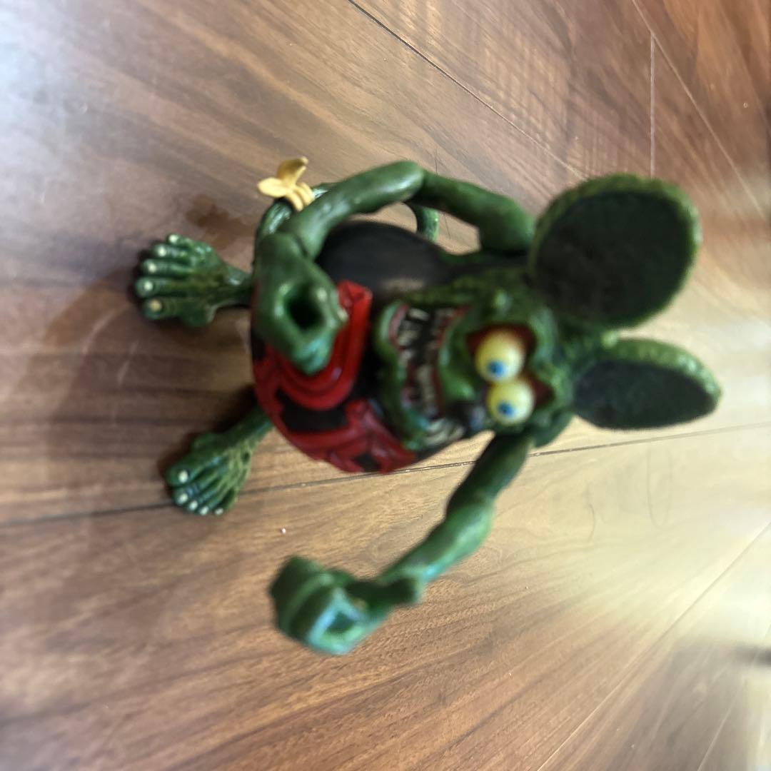 ラットフィンク　３色の3体