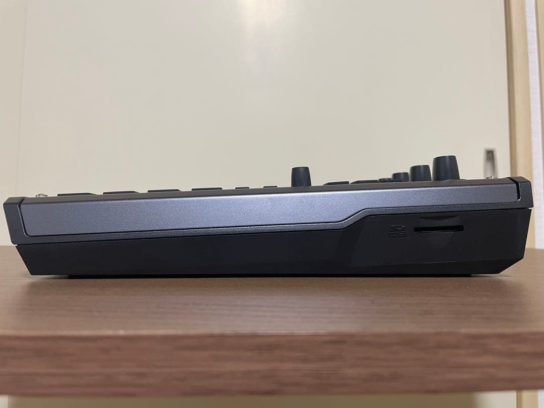 Roland サンプラー SP-404MKII