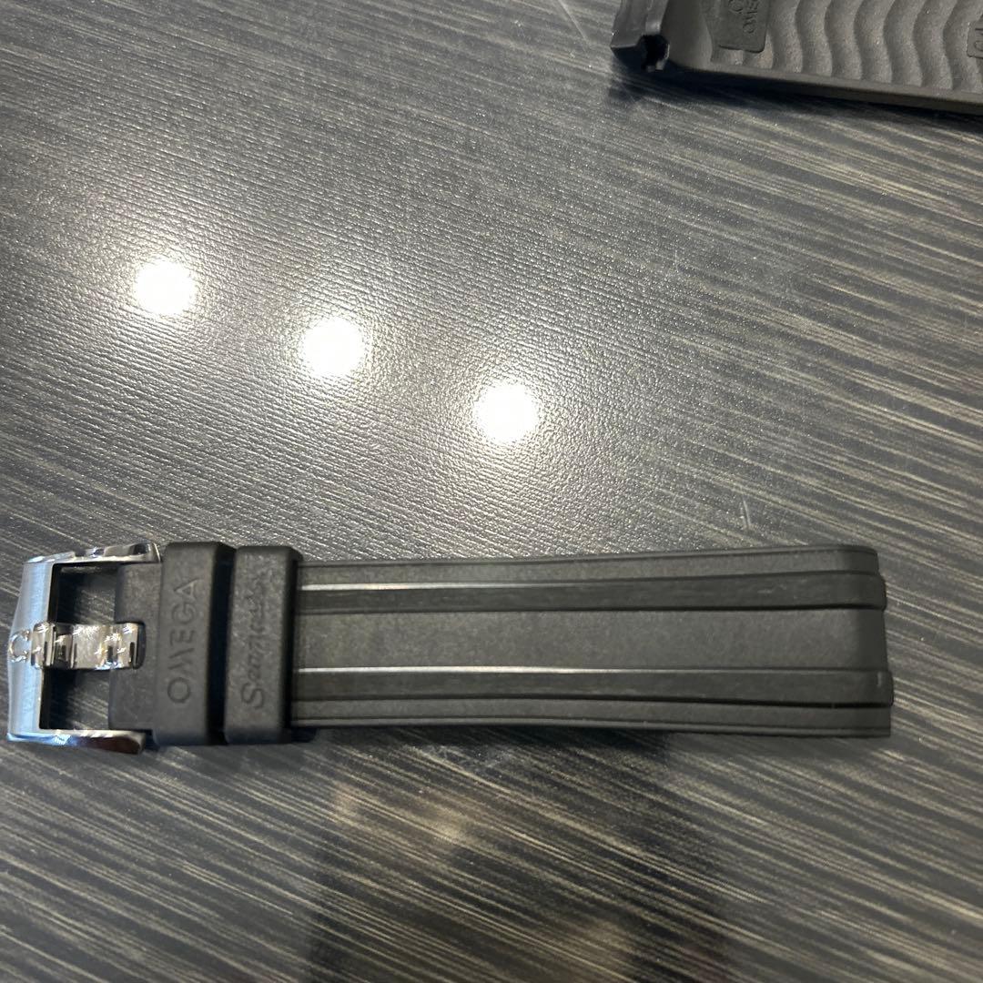 OMEGA ブラックラバーベルトダイバー300