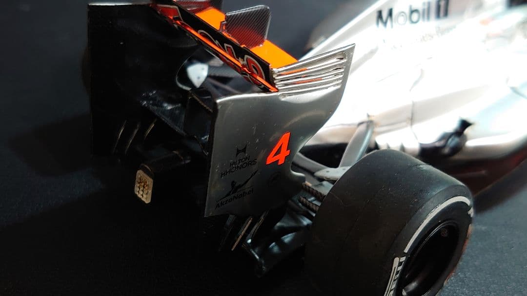 フジミ模型 1/20 マクラーレン MP-26 後期型 2012 L.ハミルトン