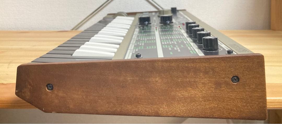 ☆microKORG マイクロコルグ 限定リバース鍵盤 アナログシンセサイザー