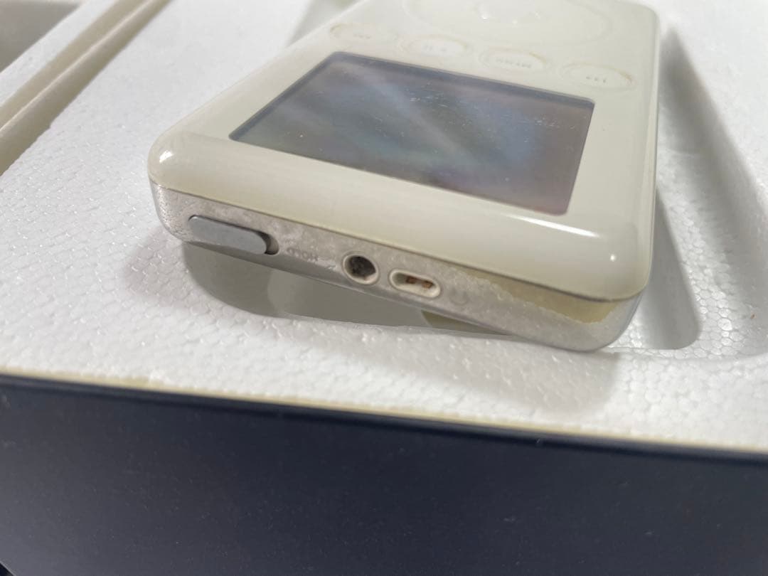 ジャンク　iPod 20GB アイポッド　M9244J/A