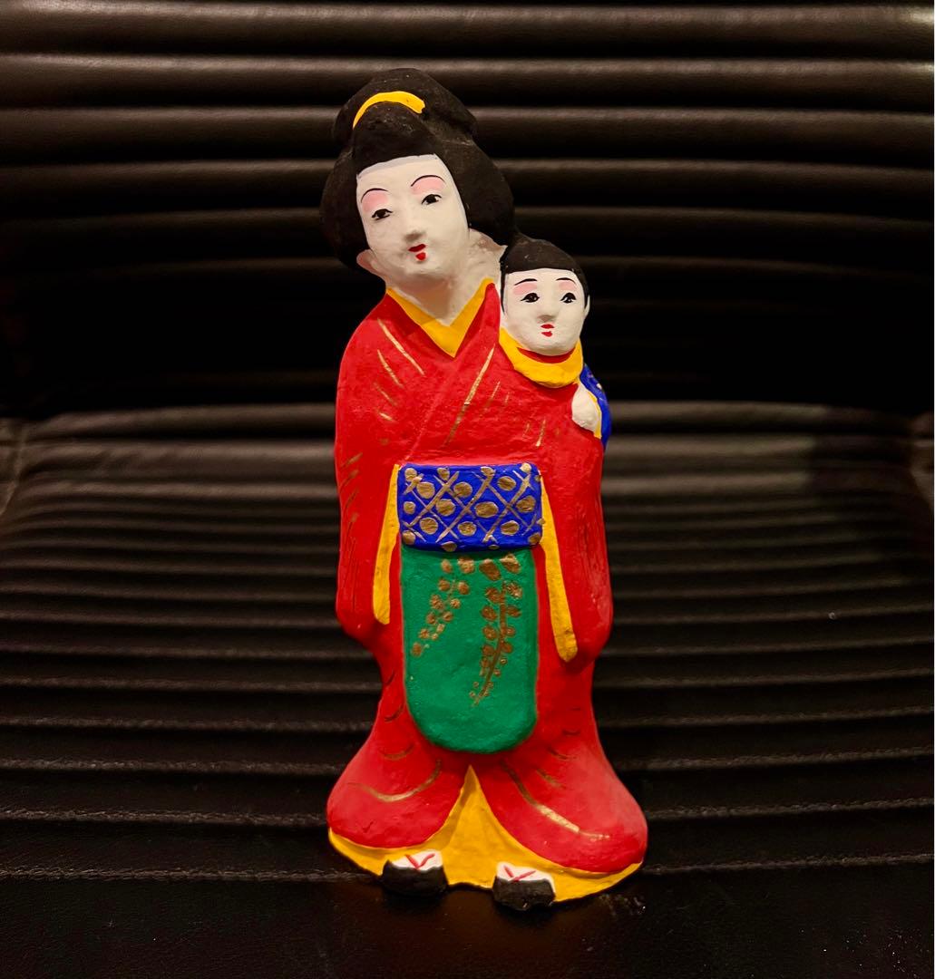 子背負い親子　三河旭土人形　高山八郎作　郷土玩具