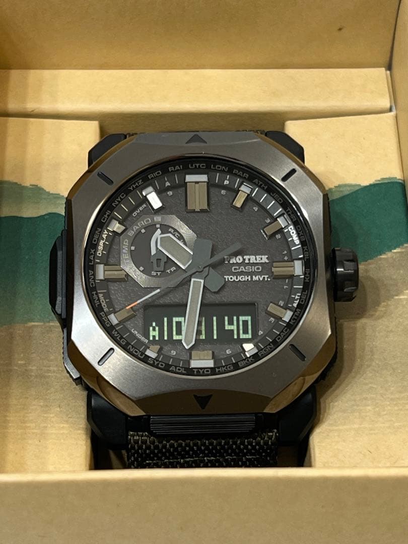 プロトレック　PRW-6900YB CASIO PRO TREK