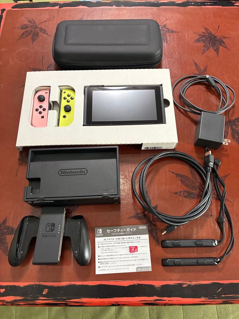 Nintendo Switch 本体 ピンク/イエロー