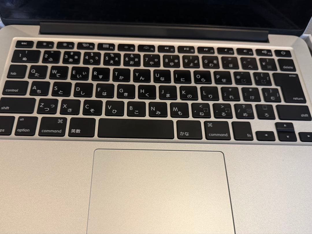 Apple MacBook Pro 13.3インチ　Retinaディスプレイ