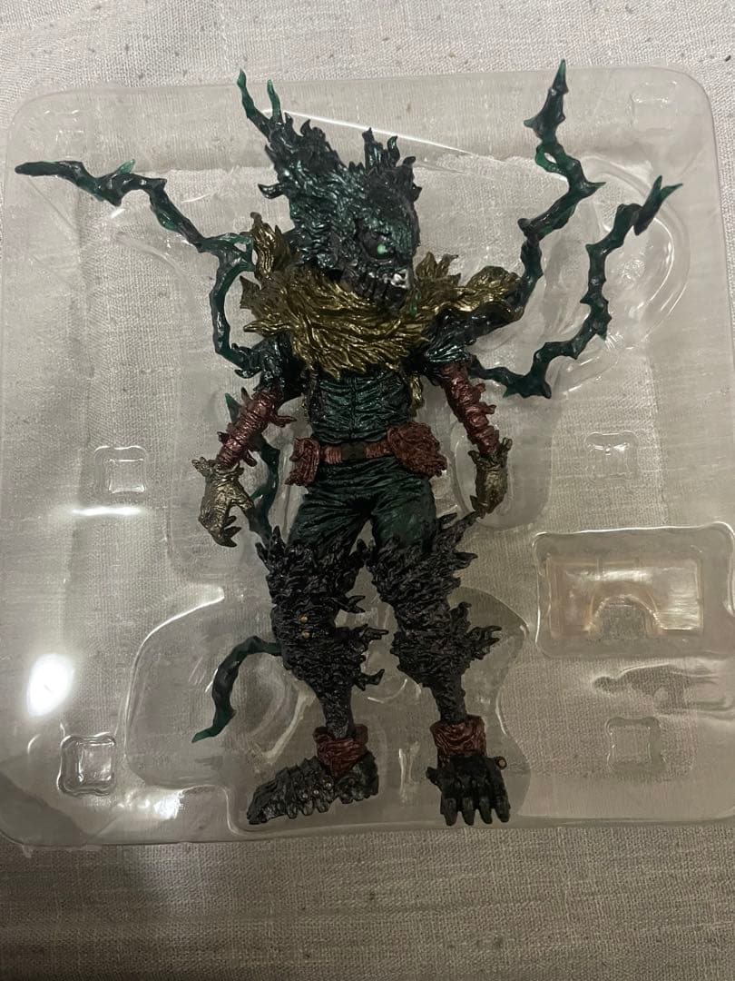 ヒロアカ一番くじ黒デクラストワン賞