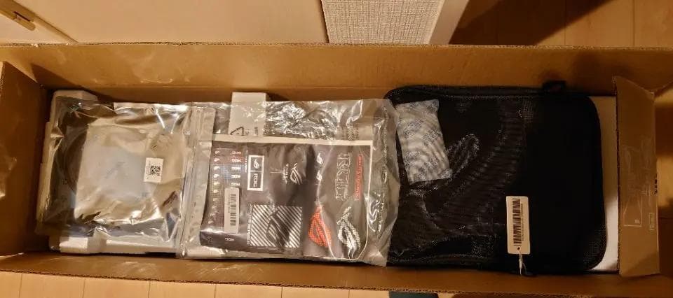 ASUS XG27ACS 27インチ 180Hz/IPS モニター【美品】