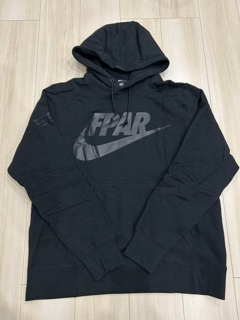 【新品】NIKE ナイキ ブラック パーカー スウェットパーカー 黒　XL