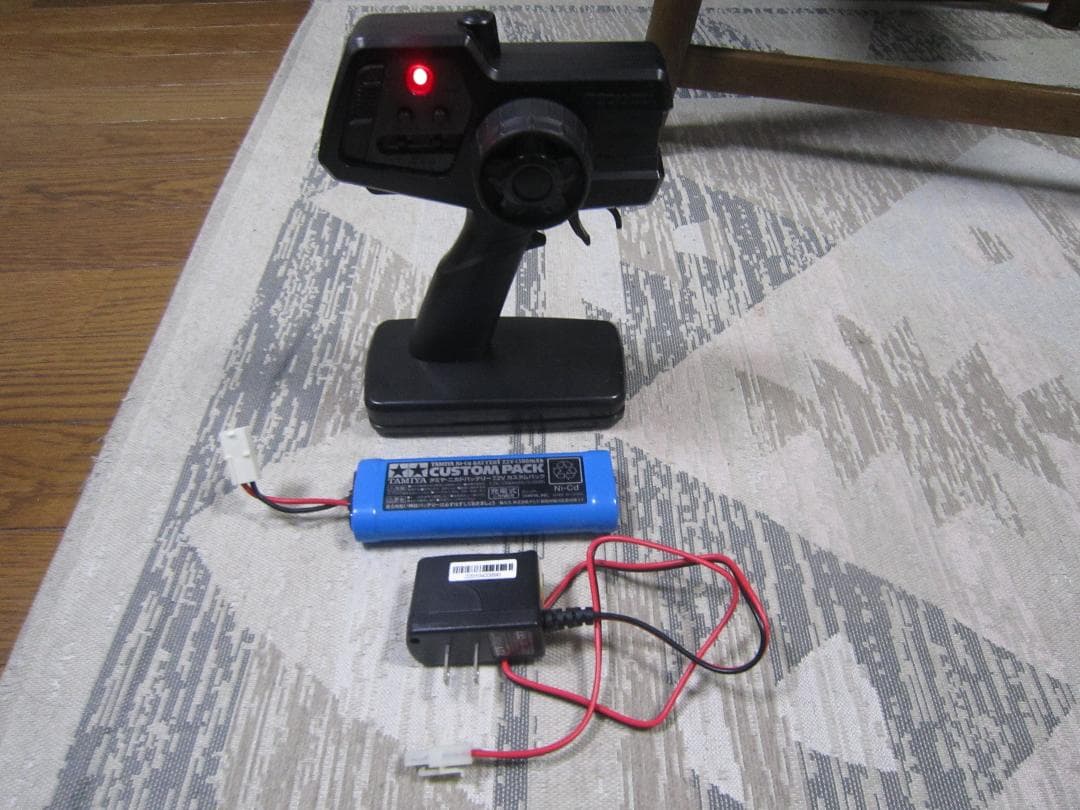 そうけんパパ 新品1/10タミヤホットショットⅡブロックヘッドモータース