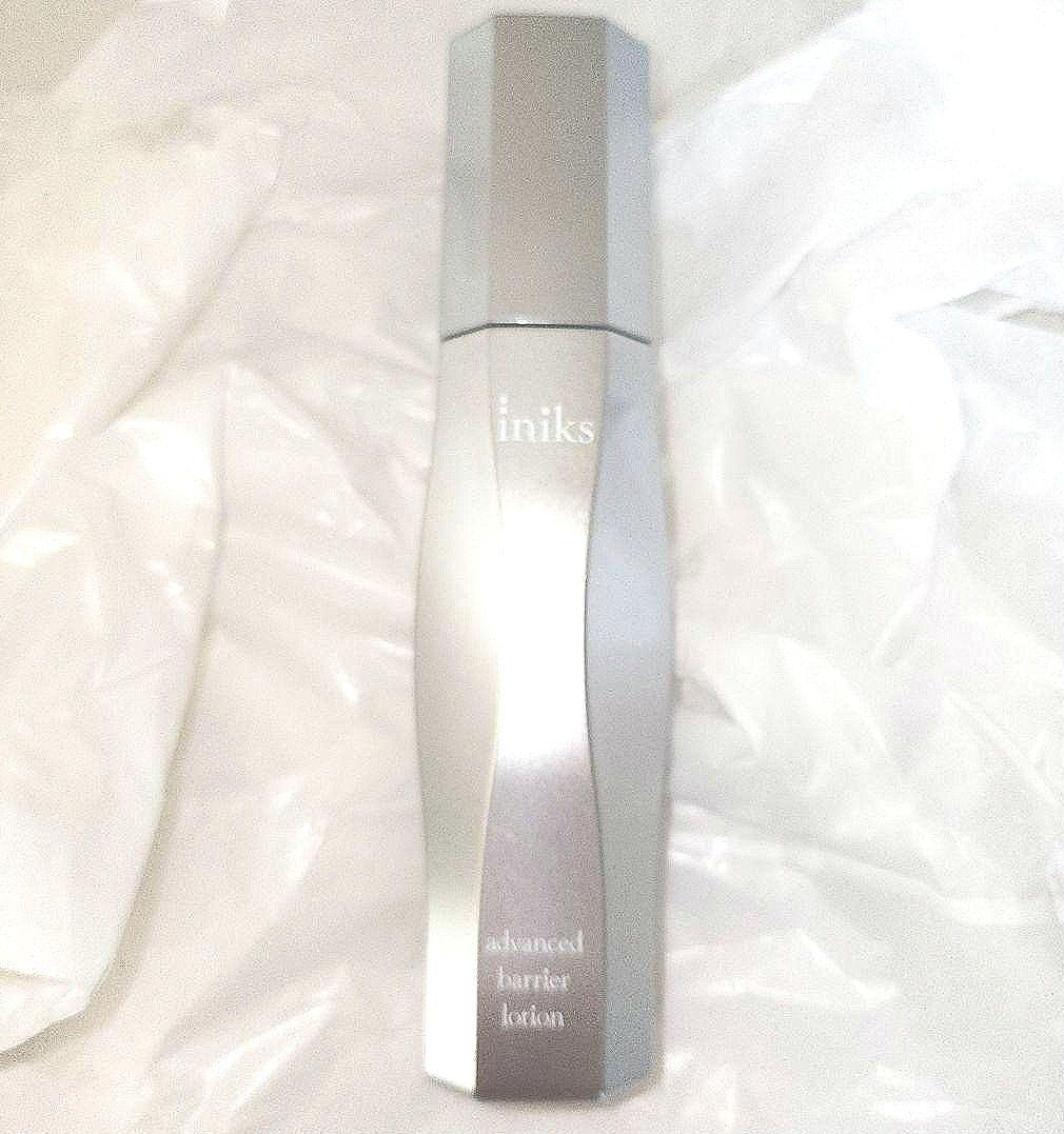 うさぴょん☆ iniks アドバンスバリアシリーズ　スキンケア3点セット
